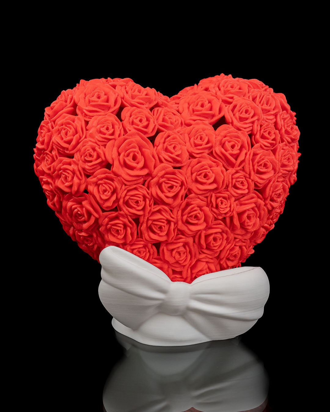 Love Arrangement Table Lamp